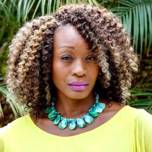 Green Shell Necklace w/ Turquoise Teardrops